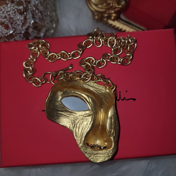 Gold Pendant Schiaparelli Face Necklace. - Picture 3 of 3